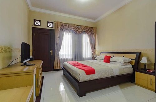 Cipanas Hotel | RedDoorz Syariah @ Cipanas