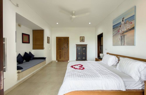 Pererenan House | Villa Athaya Pererenan by Beranda
