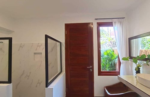 Banjartegehe Hotel | Aramaya Hills Boutique