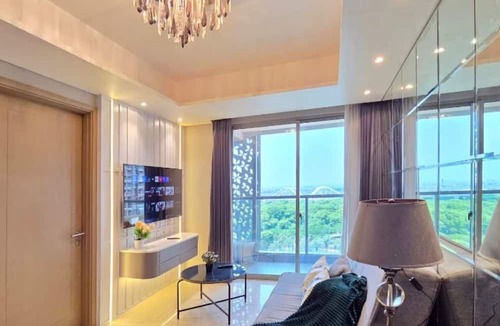 Pantai Indah Kapuk Apartment | By The Pool By SanLiving - 3BR - PIK