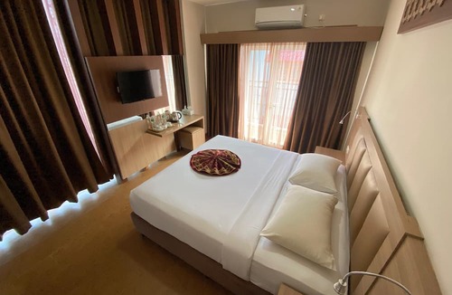 Bukittinggi Hotel | Grand Bunda Hotel Syariah Bukittinggi Pba