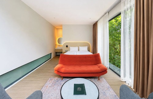 Srimulyo Apartment | Guru Giri Forest Cabin Studio Villa
