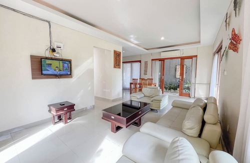 BTDC Apartment | 3BR Casa De Uli Villa Near GWK