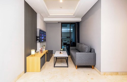 Old Jakarta Apartment | Spacious 3Br For 6 Pax At Capitol Suites Apartment