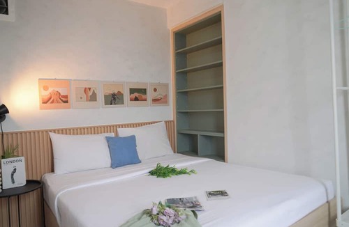 Jatinegara Apartment | Pleasant White 3Br At Bassura City Apartment