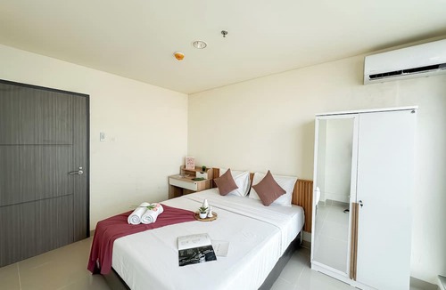 Surabaya Apartment | Lovely And Vibrant 2Br Space At Praxis Apartment