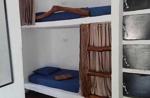 Bukit Lawang Hostel | Thousands of Bottles