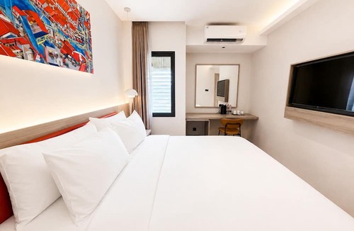 Melawai Hotel | SHANKEE Hotel Melawai Blok M Jakarta
