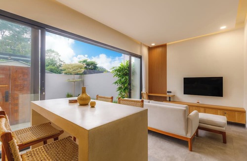 By Pass Ngurah Rai Villa | Terra House B1