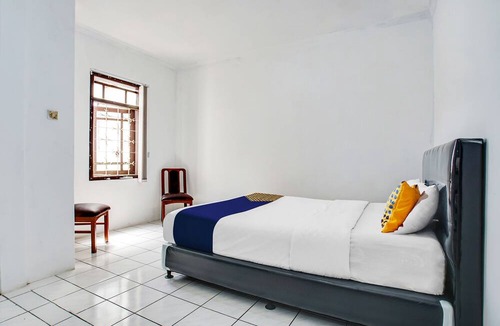 Astana Anyar Hotel | SPOT ON 91117 Sriwijaya Residence Syariah