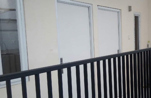 Bogor House | Penginapan Rumah Kuning Syariah