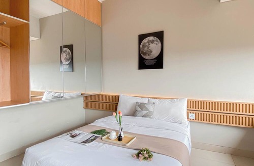 Kedungmanggu Apartment | Cozy And Minimalist Studio At Lrt City Sentul Apartment