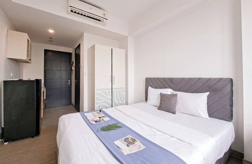 Panunggangan Utara Apartment | Comfortable Studio At Apartment Collins Boulevard