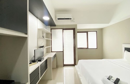 Duren Sawit Apartment | Homey Studio At Lrt City Jatibening Apartment