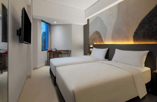Padalarang Hotel | Hotel Neo Kota Baru Parahyangan