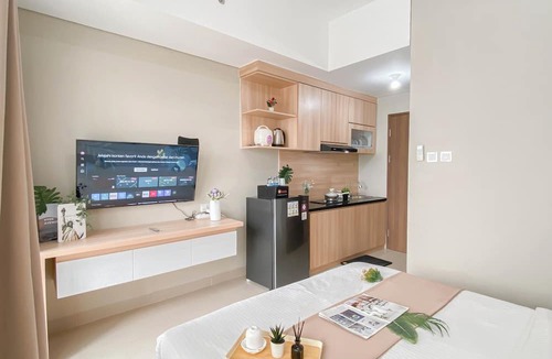 Kedungmanggu Apartment | Soft Ivory Studio At Royal Sentul Park Apartment