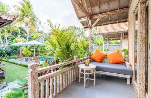 Mendoyo Bed & Breakfast | Omah Tiga Bali