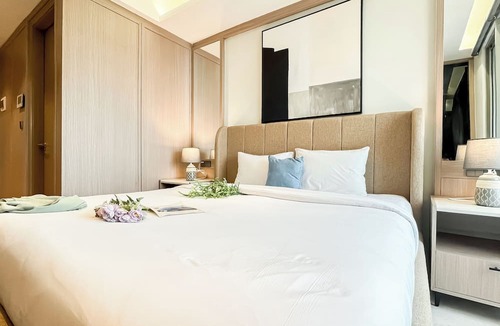 Pantai Indah Kapuk Apartment | Modern Minimalist Studio Room At Gold Coast Apartment