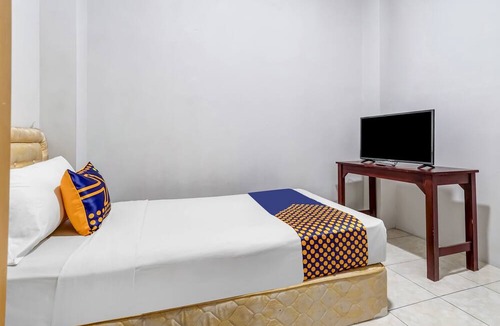 Bandung Hotel | SPOT ON 94730 The Chatter Place Dipatiukur