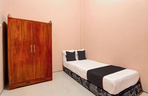 Sukaradja Hotel | Hotel O Guesthouse Alun Alun Purwokerto