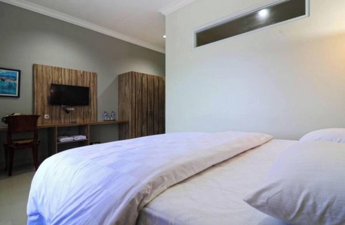 Cisarua Hotel | Belvilla Bogor near Citra Alam Riverside formerly Aries Biru Hotel