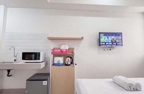 Makassar Apartment | Minimalist Studio Room Near Unhas At Bandaraya - Tallasa City Makassar Apartment