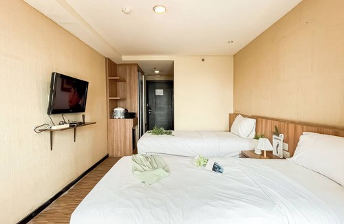 Panunggangan Utara Apartment | Modern Minimalist Studio (No Kitchen) At Great Western Apartment