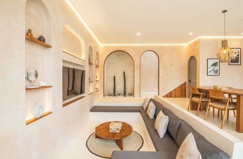 Pecatu Villa | Sleek 2BR Villa, 5 Minutes to Bingin Beach