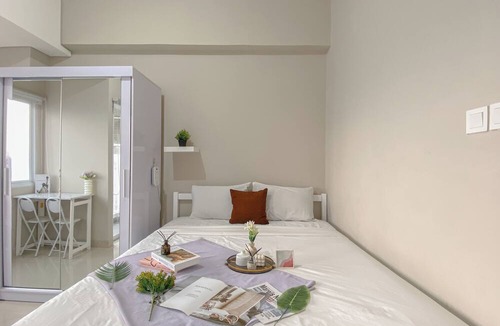 Kedungmanggu Apartment | Comfy Studio At Lrt City Sentul - Royal Sentul Park Apartment
