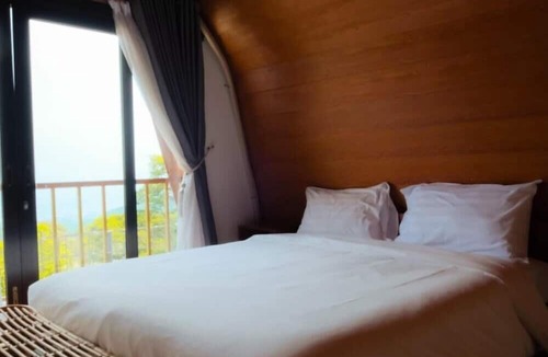 Ngamprah Hotel | Pakuhaji Higland Eco Resort