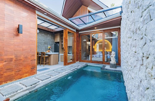 Kuta Selatan Villa | iRini Villas