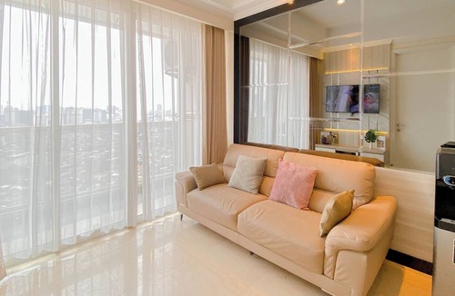 Cikini Apartment | Stunning and Comfy 2BR Apartment at Menteng Park