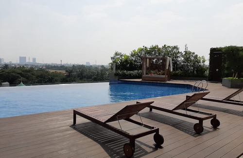 Pinang Apartment | Chic and Cozy 2BR Apartment at Springwood Residence