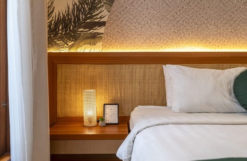 Renon Hotel | Cove Vin Stay