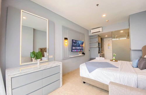 Hegarmanah Apartment | Minimalist and Cozy Studio at Apartment Art Deco