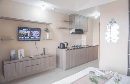 Duren Sawit Apartment | Good Choice and Comfy Studio Apartment at LRT City Jatibening
