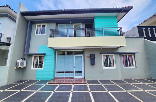 Curug House | Nusantara Bromo 18 By Reccoma