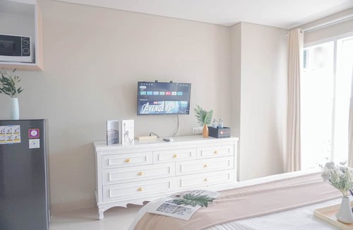 Kedungmanggu Apartment | Homey Living and Well Designed Studio Room at Royal Sentul Park Apartment