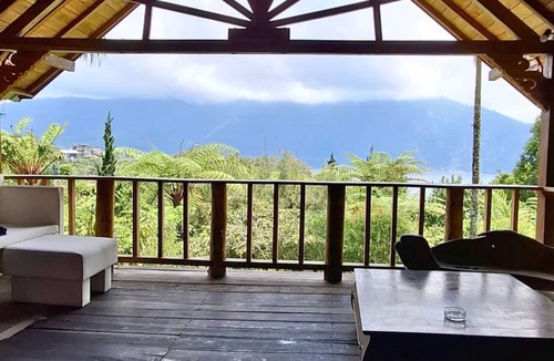 Candikuning Hotel | Warung Rekreasi Bedugul