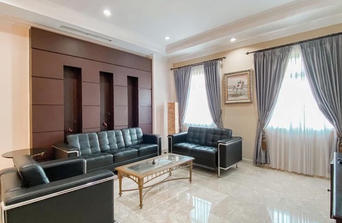 Permata Hijau Apartment | Spacious And Modern Look 3Br Bellezza Apartment