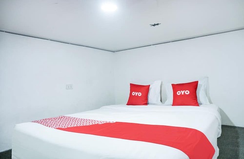 Bandar Lampung Hotel | Hotel O Teluk Betung Near Water Park Lembah Hijau Formerly Kanajiwa Guesthouse 1