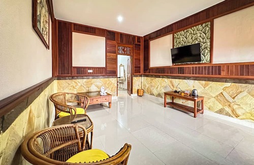 Undisan House | Puri Karang Residence