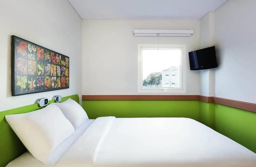Semarang Hotel | Ibis Budget Semarang Tendean