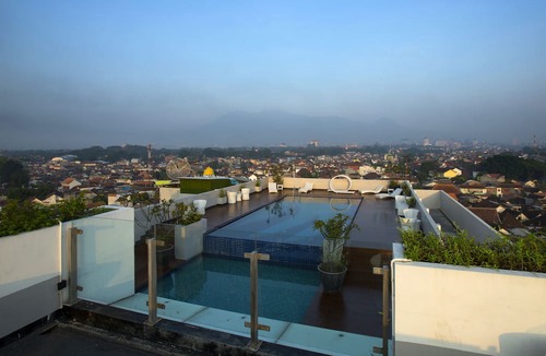 Klojen Hotel | Maxone Hotels at Malang