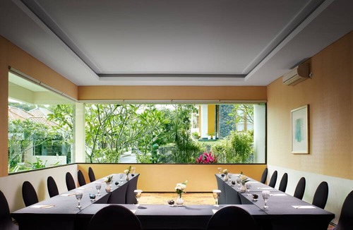 Dinoyo Hotel | eL Hotel Malang