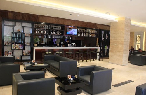 Grogol Hotel | Grand Mercure Solo Baru