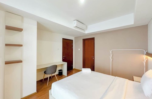 Suko Manunggal Apartment | Best Value and Comfortable Living 2BR at Grand Sungkono Lagoon Apartment