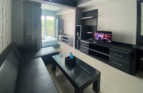 Hegarmanah Apartment | Homey 1Br Apartment At Dago Suites