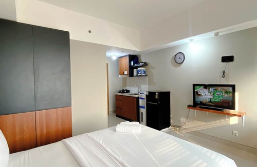 Duren Sawit Apartment | Homey and Minimalist Studio LRT City Jatibening Apartment