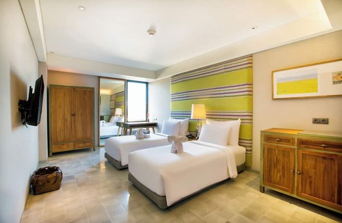 Drupadi Hotel | IKOSHAROLD Suites Seminyak